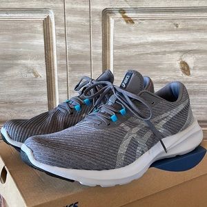 NWT! Men’s ASICS Versablast size 11